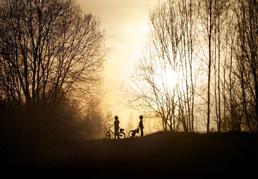 cool-animal-children-photography-Elena-Shumilova-sun